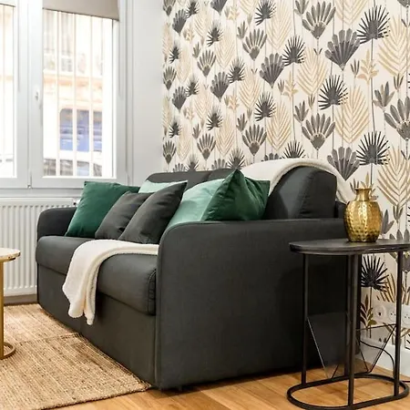 Perfect Emplacement - Metro 1 Min - Tour Eiffel 10min - Netflix Apartment *