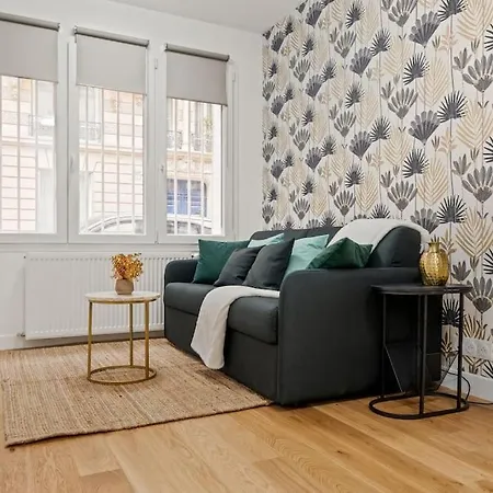 Perfect Emplacement - Metro 1 Min - Tour Eiffel 10min - Netflix * Paris