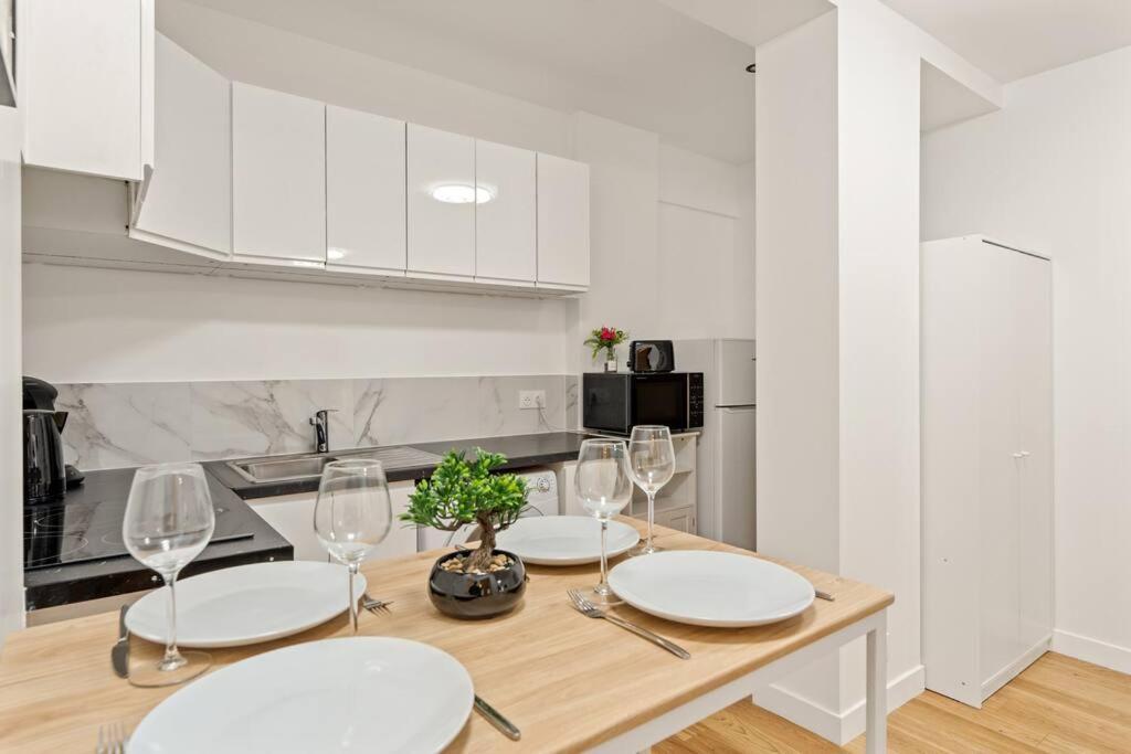 Perfect Emplacement - Metro 1 Min - Tour Eiffel 10min - Netflix * Parigi